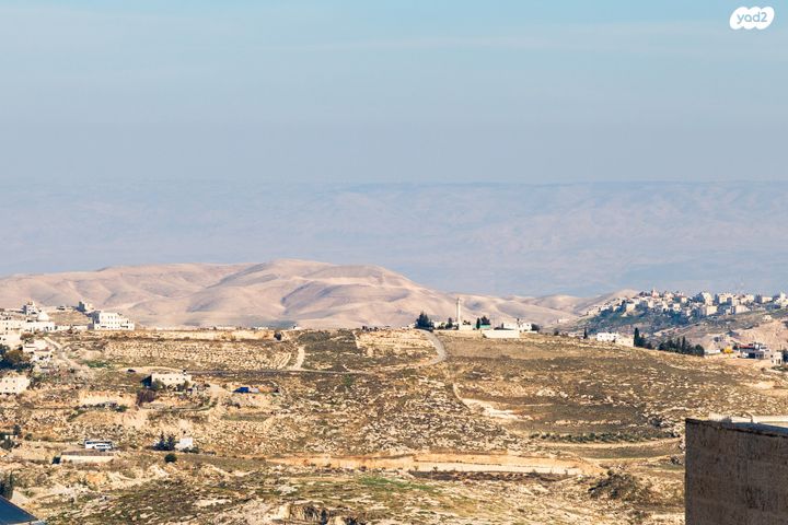 דירה, שאול אביגור, חומת שמואל, הר חומה, ירושלים