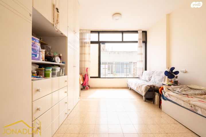 דירה, הרא"ה, רמת גן