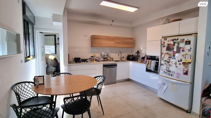 דירה, הכרמל, כפר סבא