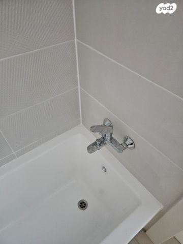 דירה, נחל בניאס 7, אגמים, נתניה