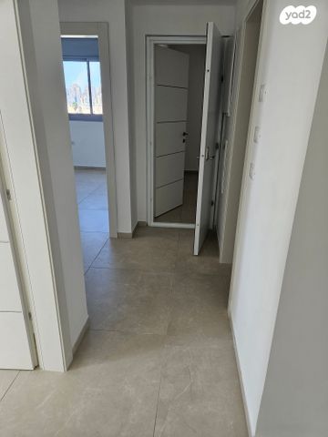 דירה, נחל בניאס 7, אגמים, נתניה