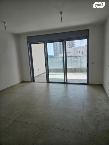 דירה, נחל בניאס 7, אגמים, נתניה