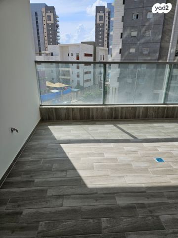 דירה, נחל בניאס 7, אגמים, נתניה