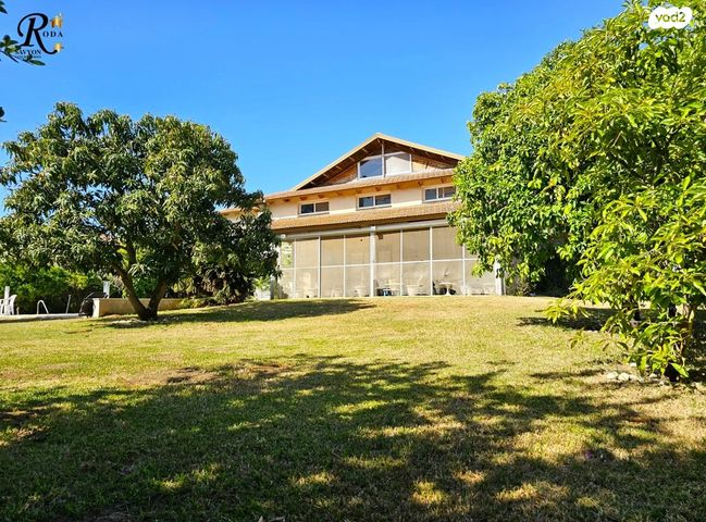 בית פרטי/ קוטג', סביון