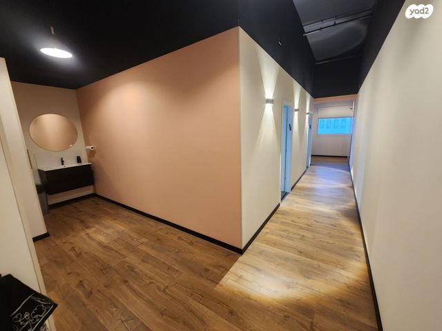 משרדים, דרך לב השרון 42, צורן, קדימה צורן