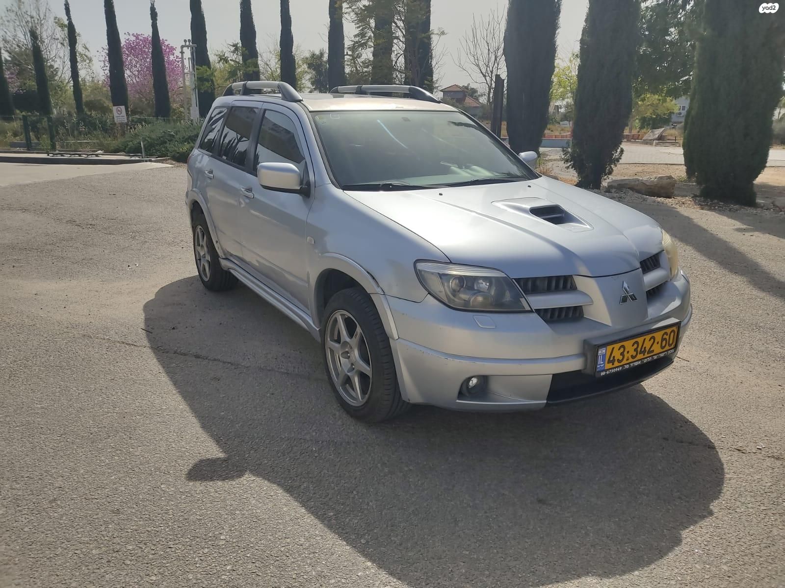 מודעת רכב מיצובישי אאוטלנדר