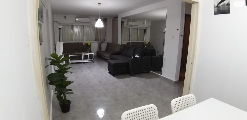 דירה, אלעזר בן יאיר, ערד