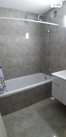 דירה, אלעזר בן יאיר, ערד