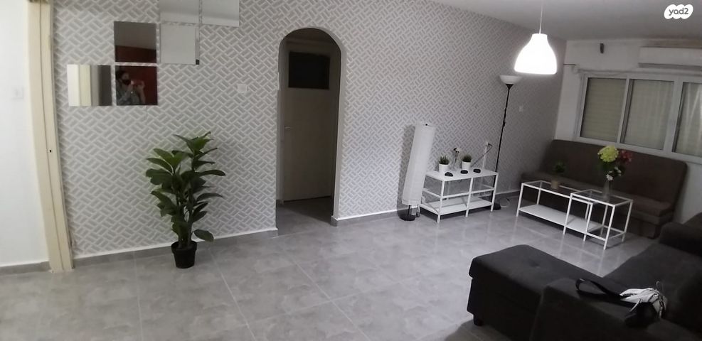 דירה, אלעזר בן יאיר, ערד