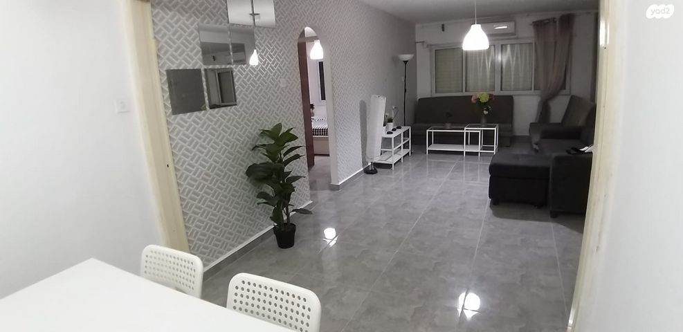 דירה, אלעזר בן יאיר, ערד