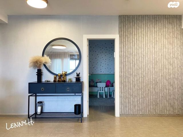 דירה, מקלב, יהוד מונוסון