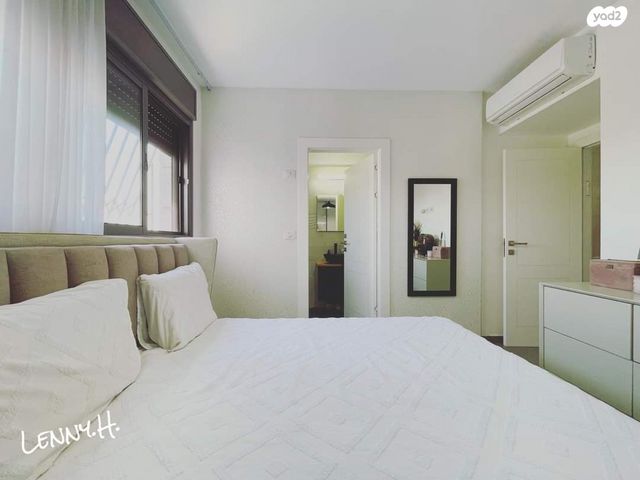 דירה, מקלב, יהוד מונוסון