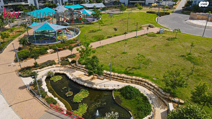 דירה, אהבת אדם, כפר יונה