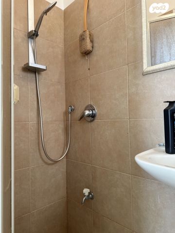 דירה, שדרות בר אילן, דרום מערב ותיק, בת ים