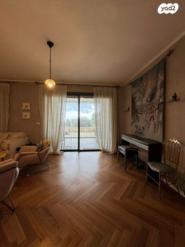 דירה, יהודה מרגוזה 52, יפו העתיקה, תל אביב יפו