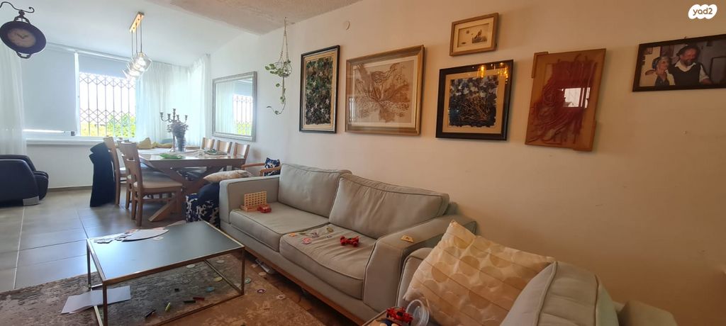 דירה, אחד העם, שיכון עובדים, טבריה