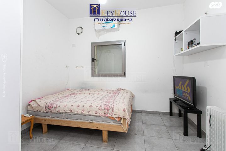 דירה, אריה לובה אליאב, זיו, חיפה