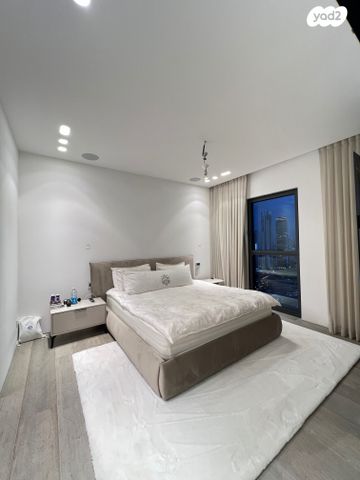 דופלקס, ניסים אלוני, תל אביב יפו