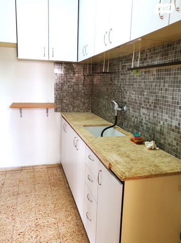 דירה, שמואל בן צור, שער העליה, חיפה