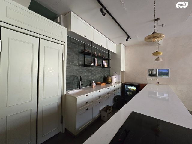 חנויות/ שטח מסחרי, יפו, ירושלים