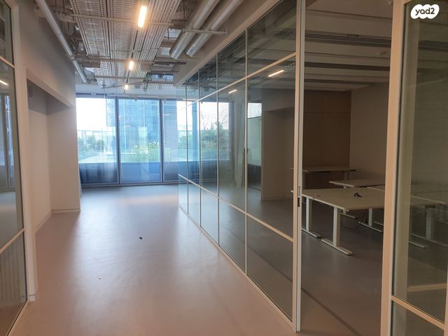 משרדים, הרצליה