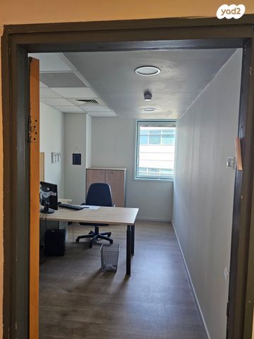 משרדים, הרצליה