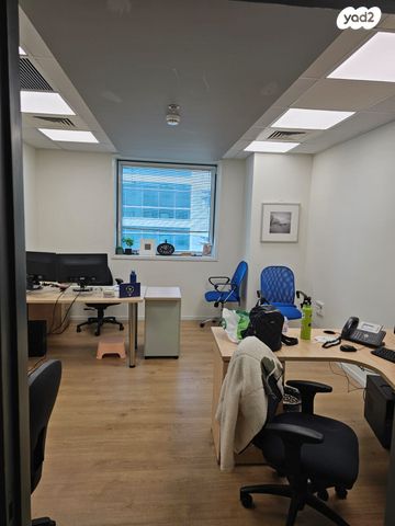 משרדים, הרצליה