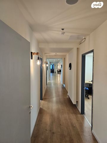 משרדים, הרצליה