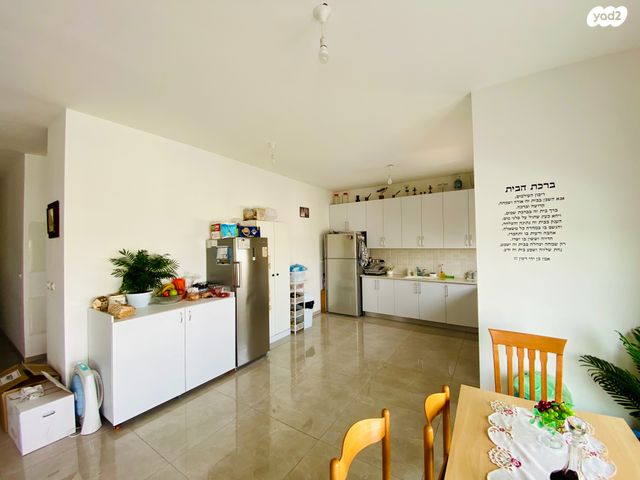 גג/ פנטהאוז, מנוחה ונחלה, רחובות