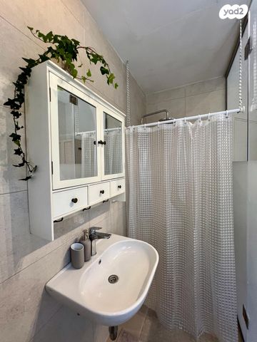 דירה, הקישון 16, חיפה