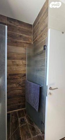 גג/ פנטהאוז, חזנוביץ' 12, תל אביב יפו