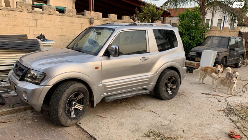 מודעת רכב מיצובישי פג'רו