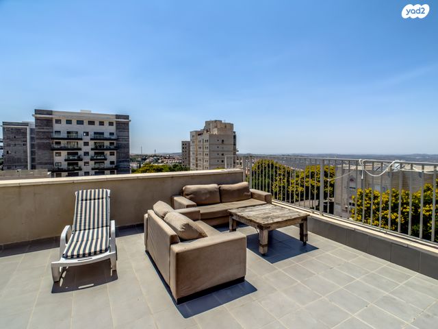 גג/ פנטהאוז, רמת הגולן 10, אריאל