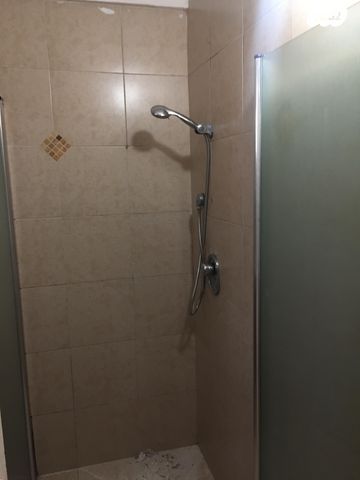 דירה, שדרות מונטיפיורי 18, ברנע, אשקלון