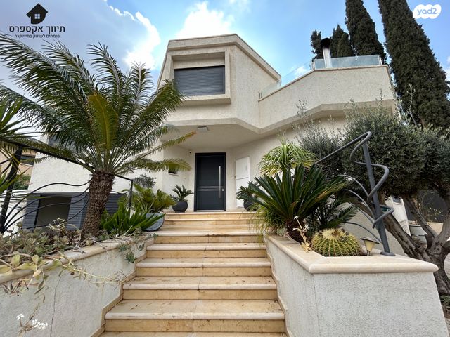 בית פרטי/ קוטג', עומר