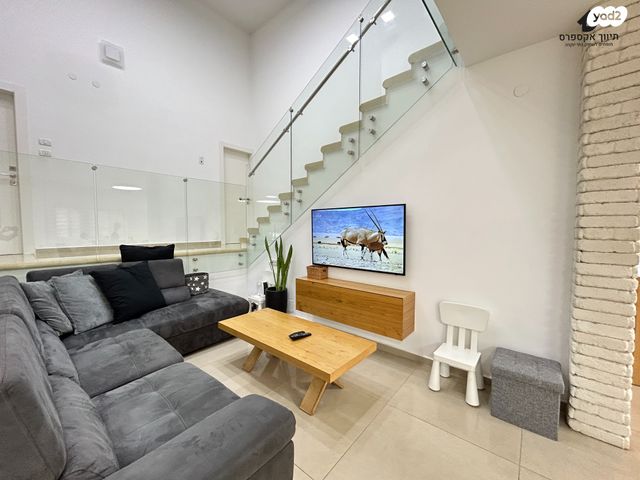 בית פרטי/ קוטג', עומר