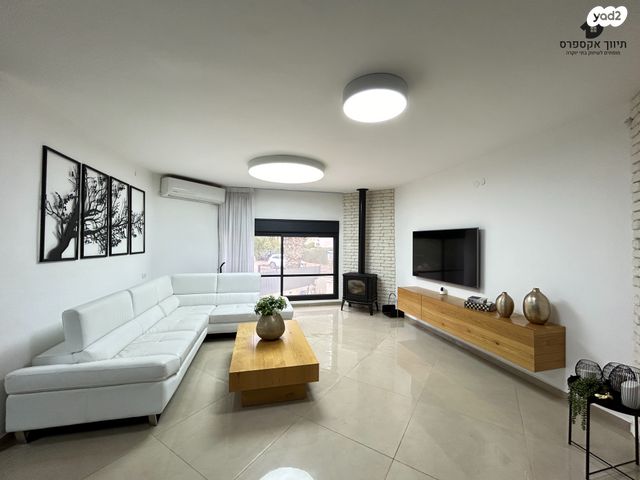 בית פרטי/ קוטג', עומר