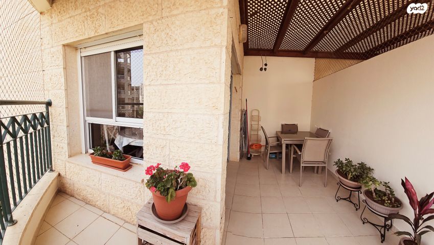 דירה, מודיעין מכבים רעות