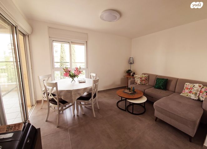 דירה, מודיעין מכבים רעות