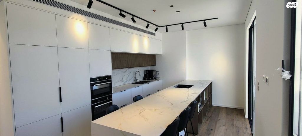 גג/ פנטהאוז, תל אביב יפו