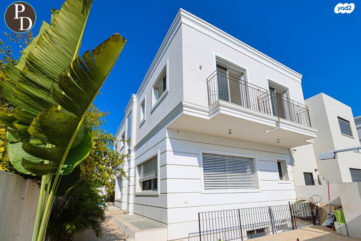 דו משפחתי, כפר יונה