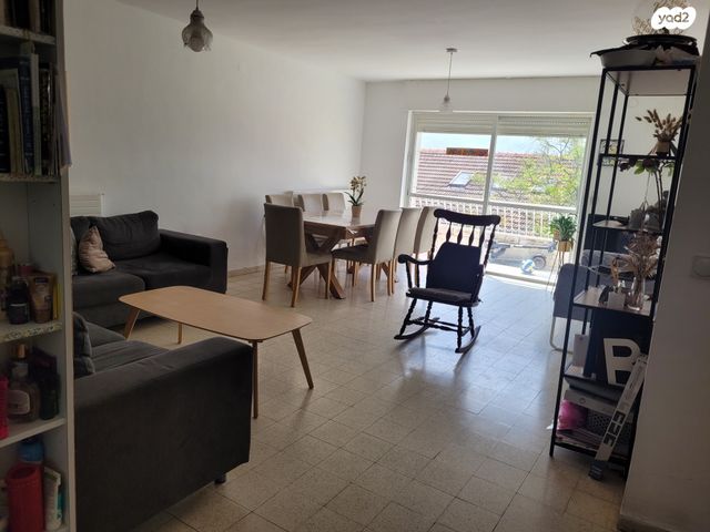 דו משפחתי, ישראל זרחי, ירושלים