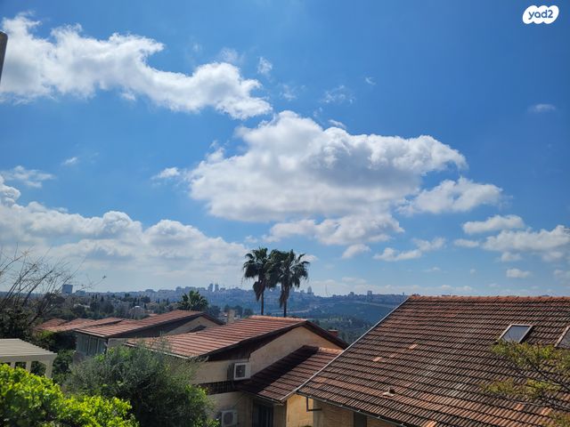 דו משפחתי, ישראל זרחי, ירושלים