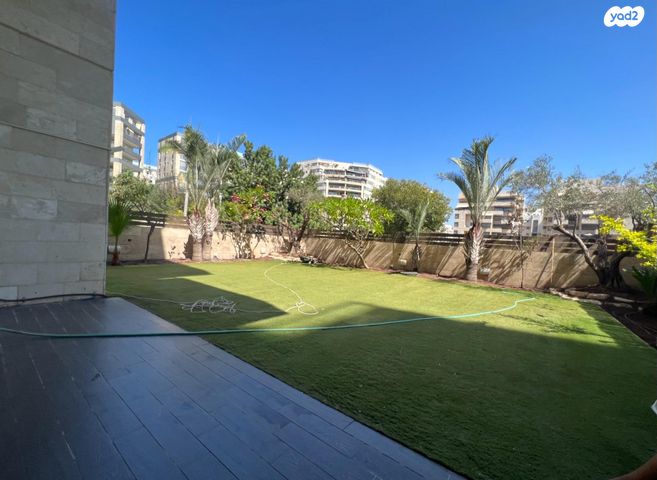 הגוש הגדול, רמת אביב החדשה, נופי ים