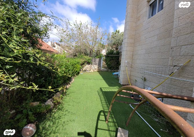 דו משפחתי, ישראל זרחי, ירושלים