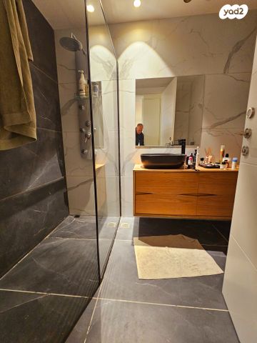 דירה, מזא"ה 57, לב תל אביב, לב העיר צפון, תל אביב יפו