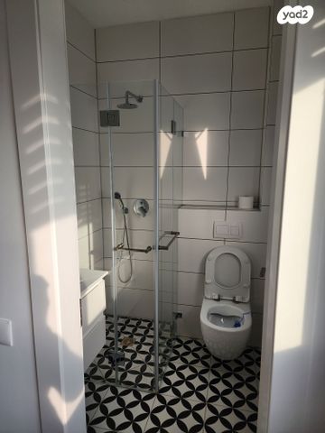 דירה, הנדיב 72, מרכז, הרצליה