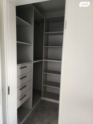 דירה, הנדיב 72, מרכז, הרצליה