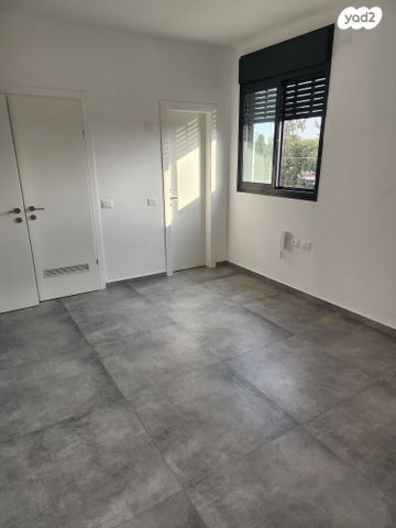 דירה, הנדיב 72, מרכז, הרצליה