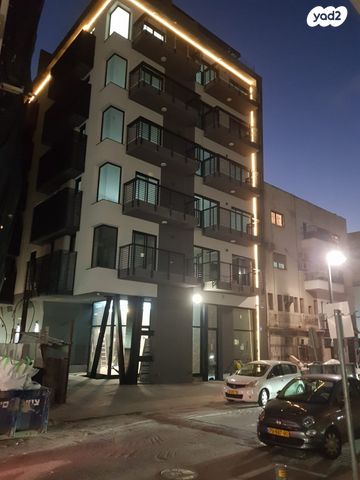 חנויות/ שטח מסחרי, הגדוד העברי 18, נווה שאנן, תל אביב יפו